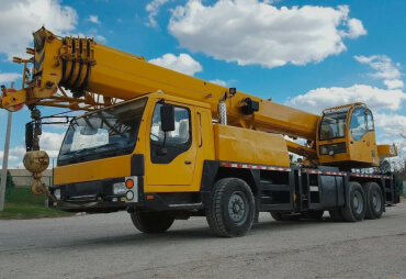 Автокран 30 т, 47 м